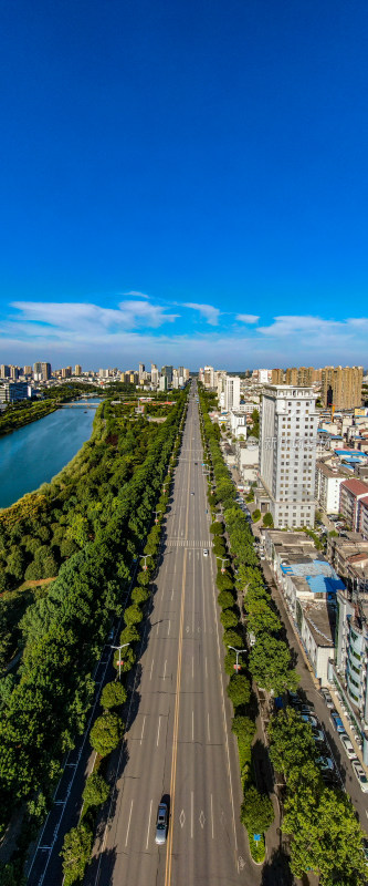 湖北咸宁城市大道交通竖排全景图