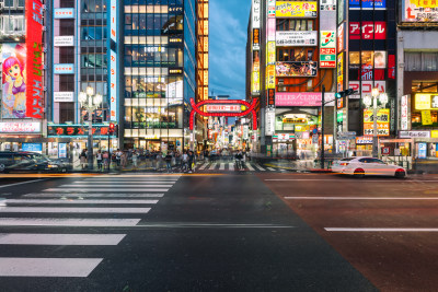 日本东京歌舞伎町一番街街景