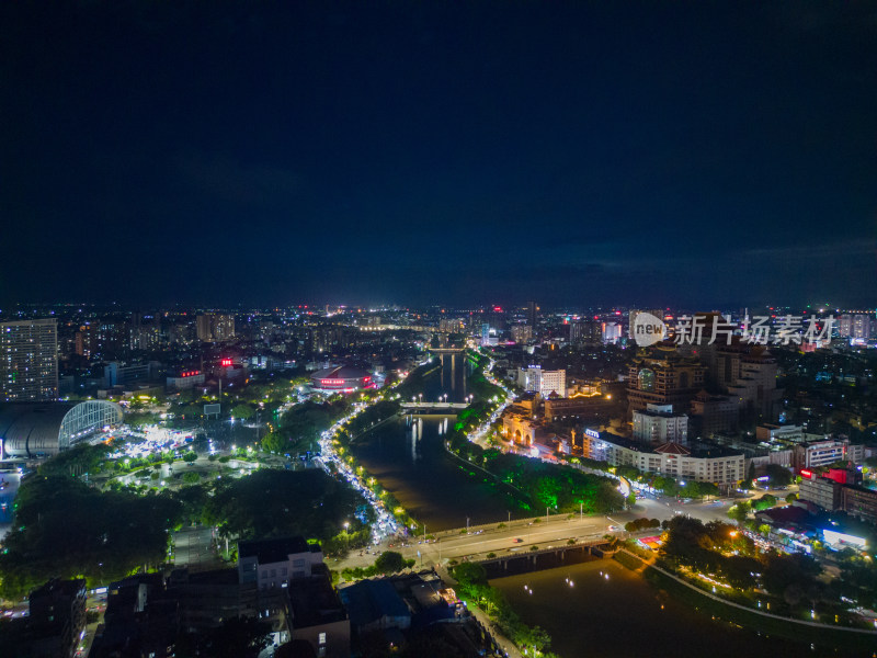 广西玉林南流江云天文化城夜景