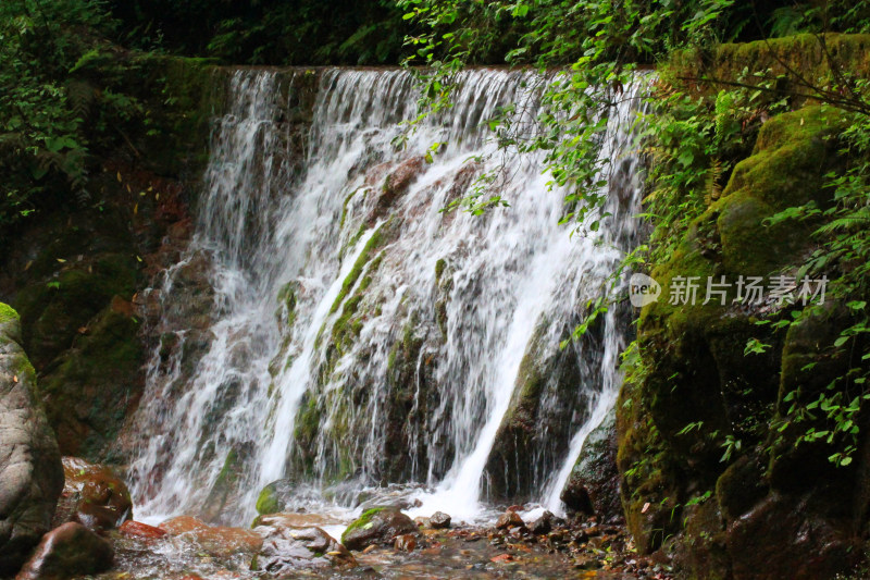 西岭雪山大飞水