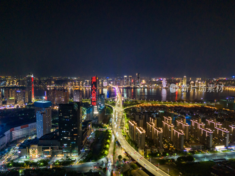 江西南昌朝阳大桥夜景交通航拍图