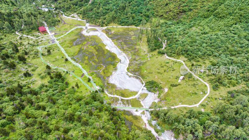 四川阿坝理县毕棚沟景区燕子岩高山草甸