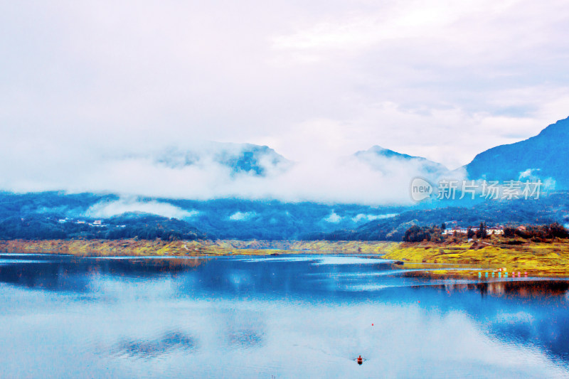 风景湖泊雅女湖