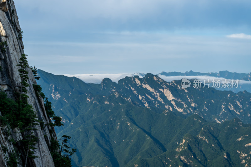 陕西华山山顶的风光