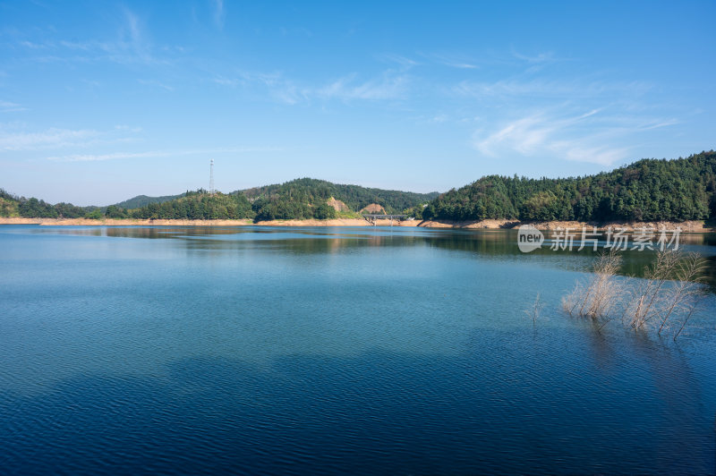 水库水源山水