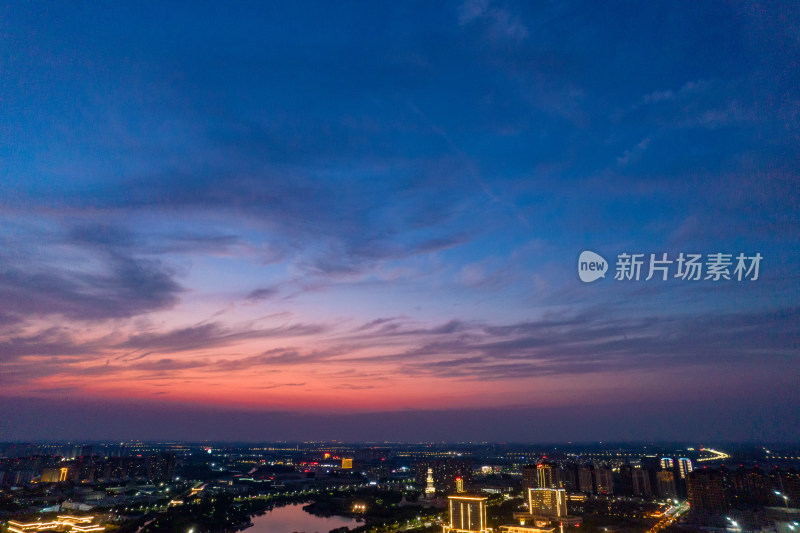 河南周口行政中心市政府周边夜景