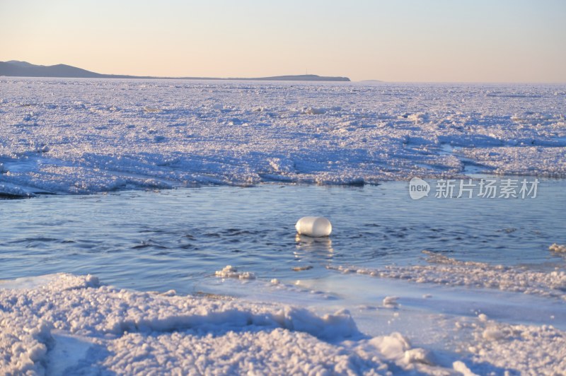 大连夏家河子的冰海 冰原世界