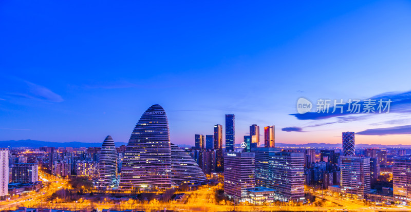 北京望京CBD商务区城市天际线早晨全景图