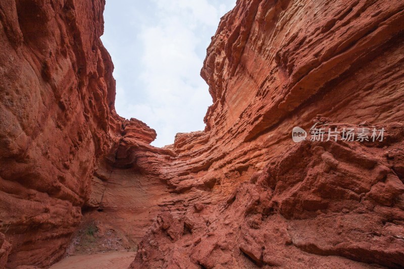 中国内蒙古丹霞地貌梦幻峡谷