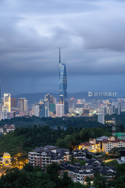 马来西亚吉隆坡城市景观与皇宫壮丽景色