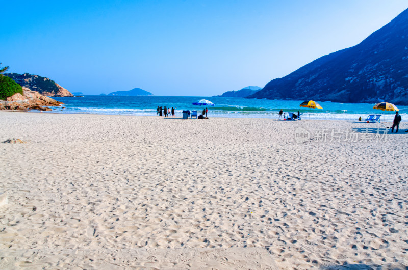 香港石澳旅游区滨海海景沙滩礁石海浪风景