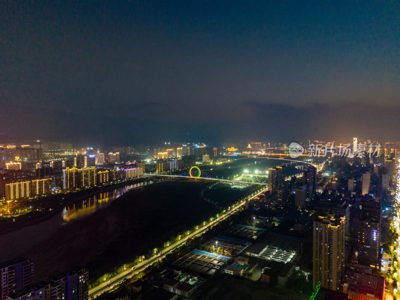 陕西宝鸡城市夜景灯光航拍图