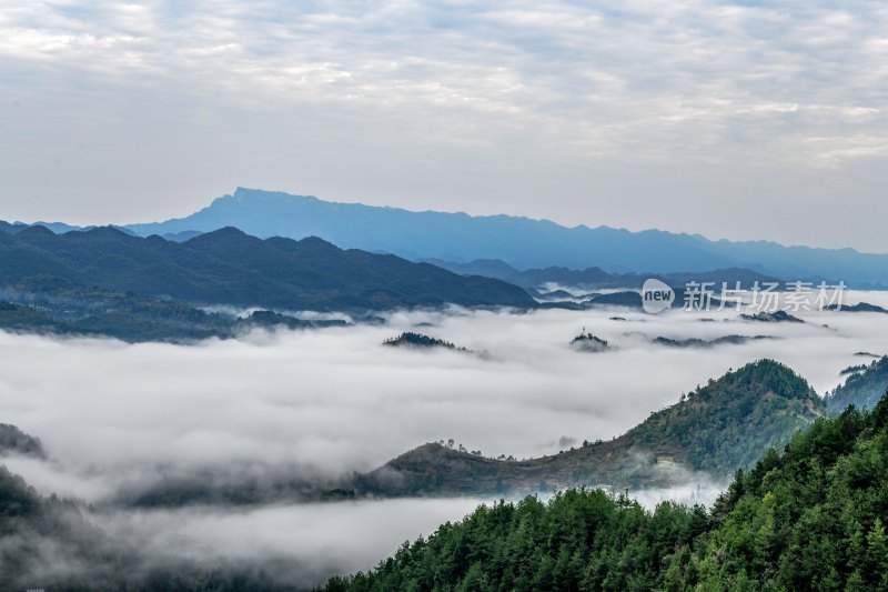 重庆酉阳：石门山的清晨