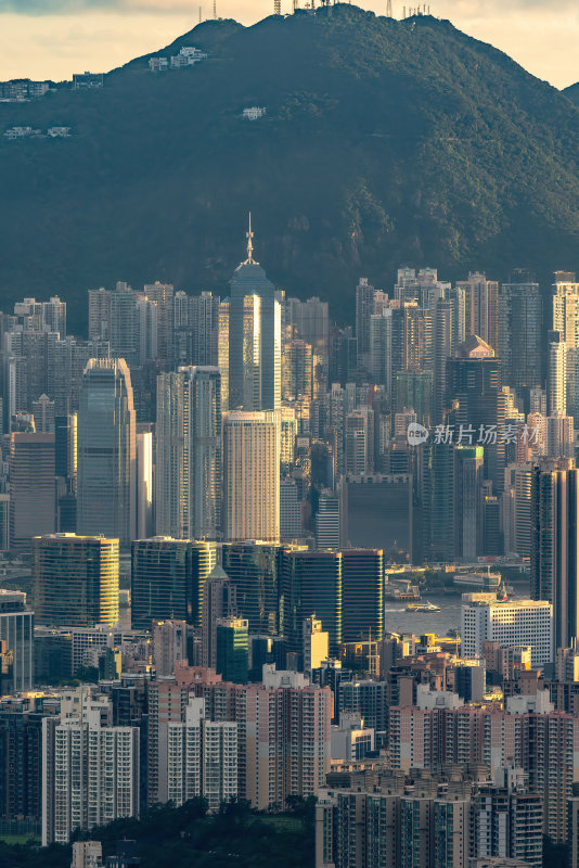 香港维多利亚港CBD中环日落夜景繁华都市