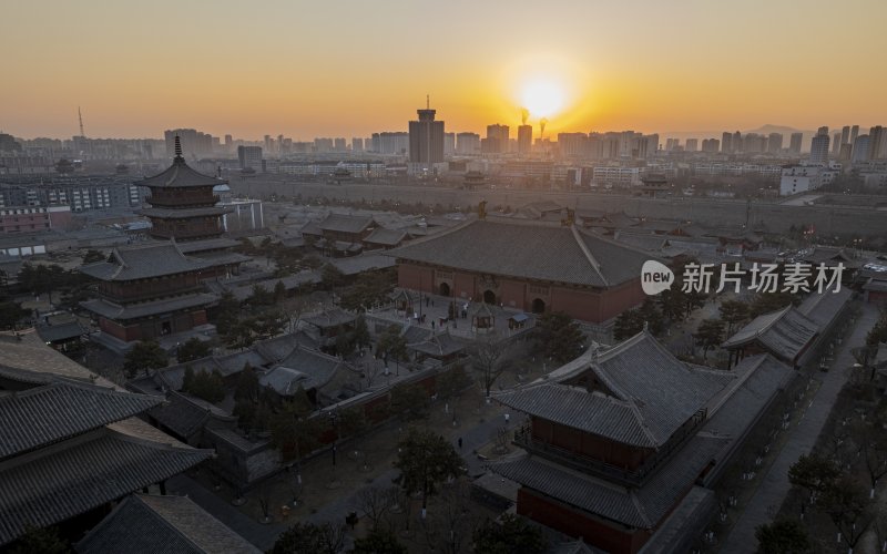 山西省大同市大同古城华严寺航拍