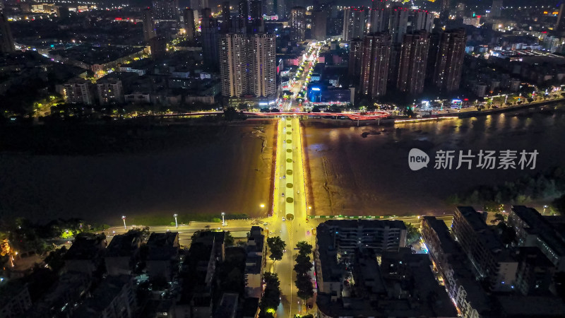 四川德阳绵阳河凯江路大桥夜景航拍图