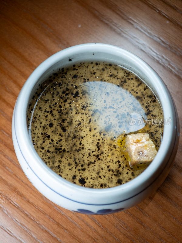 日式鹅肝松茸蒸蛋