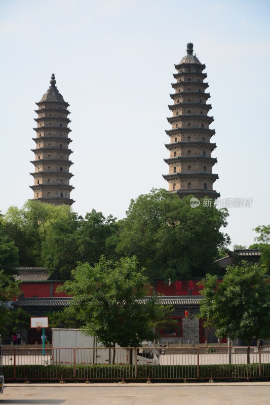 山西太原永祚寺双塔寺