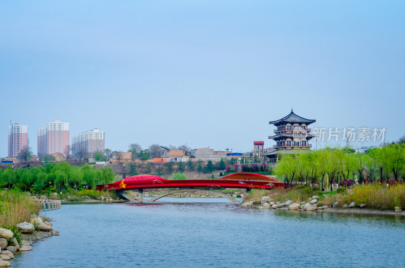 春天的渭南南湖公园湖上风景