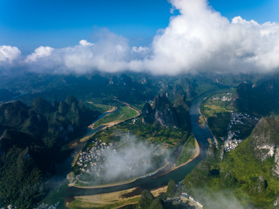 广西桂林山水 阳朔漓江 20元背景 云海