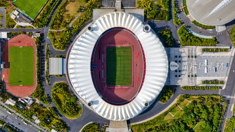 武汉体育中心体育馆在武汉经济技术开发区