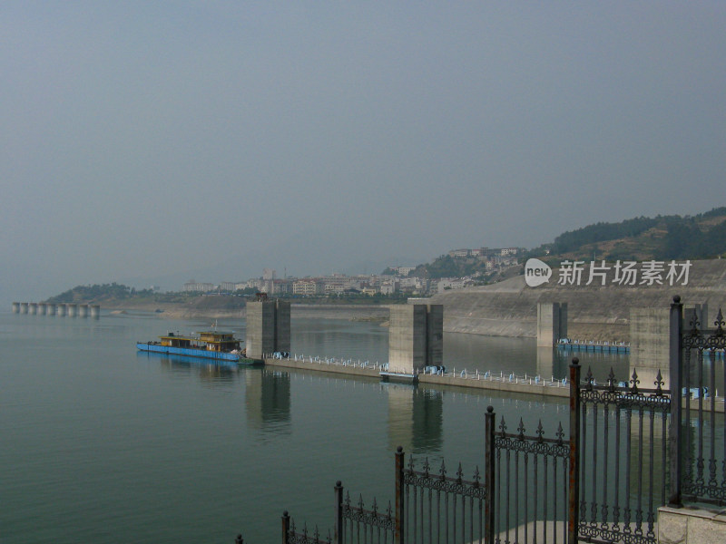 三峡大坝旅游区人造工程景观