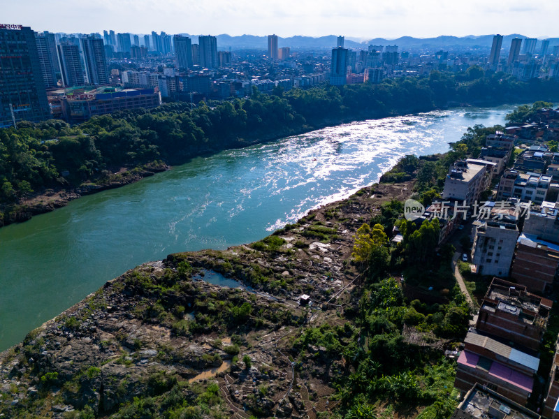 广西来宾红水河周边建筑航拍图