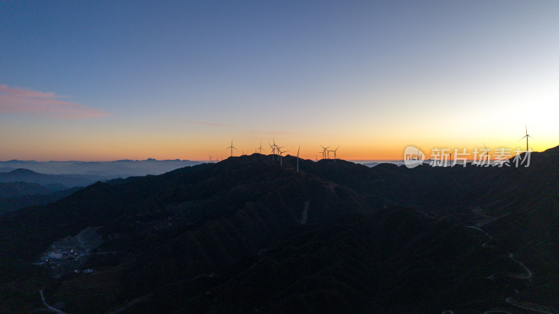 航拍湖南郴州白云仙风车山自然风光