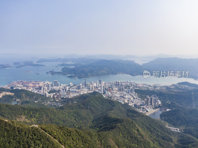 深圳梧桐山盐田区全景图