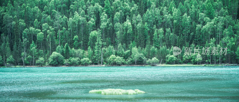 新疆阿勒泰喀纳斯湖景区