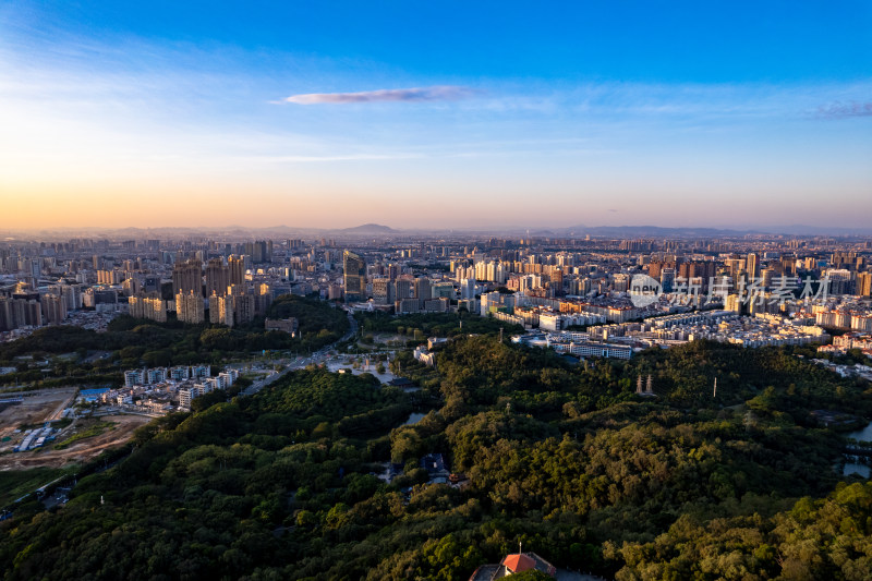 东莞城市风光红旗公园航拍图