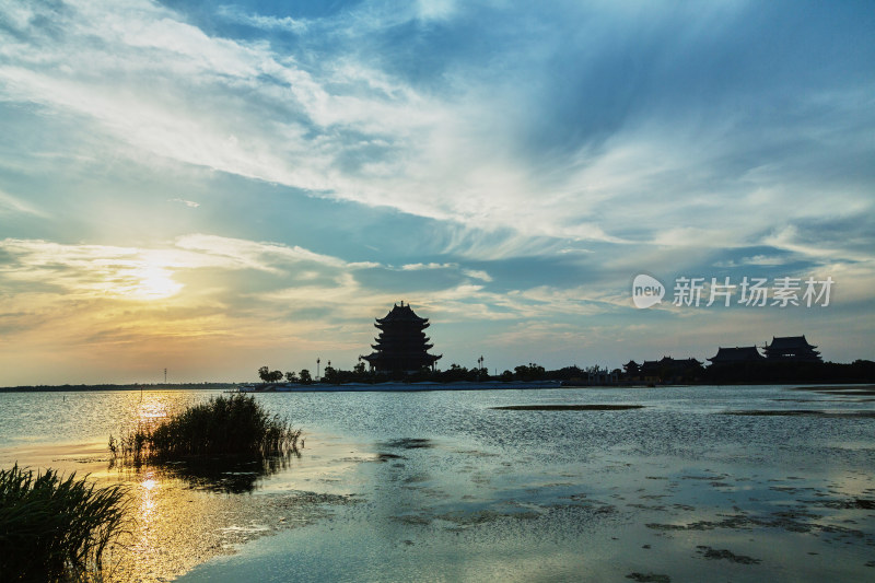 夕阳下的重元寺