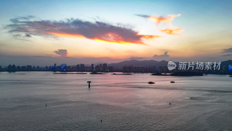 福建厦门城市晚霞夜幕降临夜景航拍