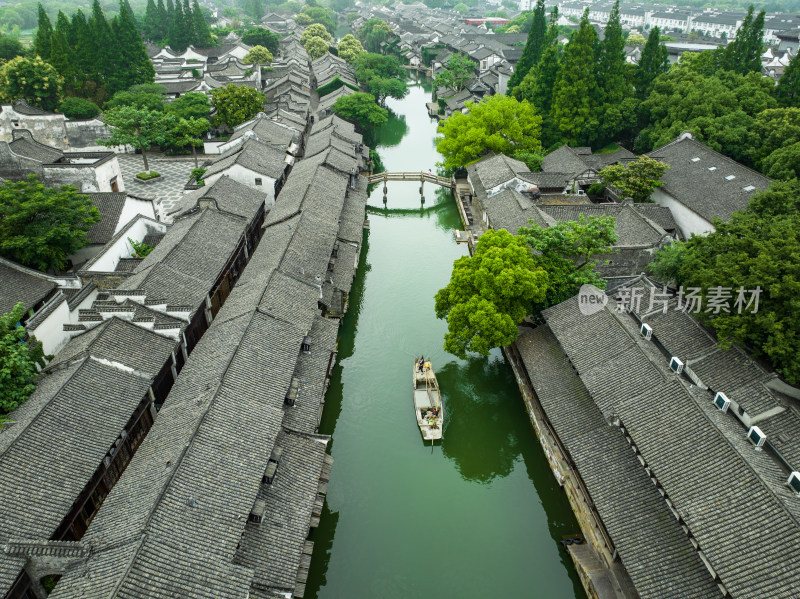 航拍江南水乡古镇乌镇全景