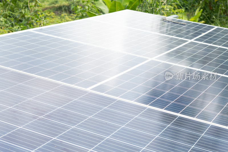 光伏发电大片的光伏板新能源太阳能产业
