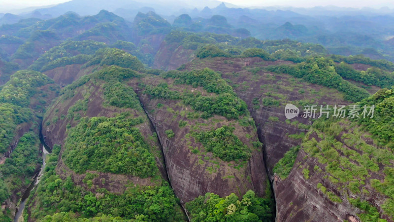 福建泰宁5A景区九龙潭上清溪丹霞地貌航拍