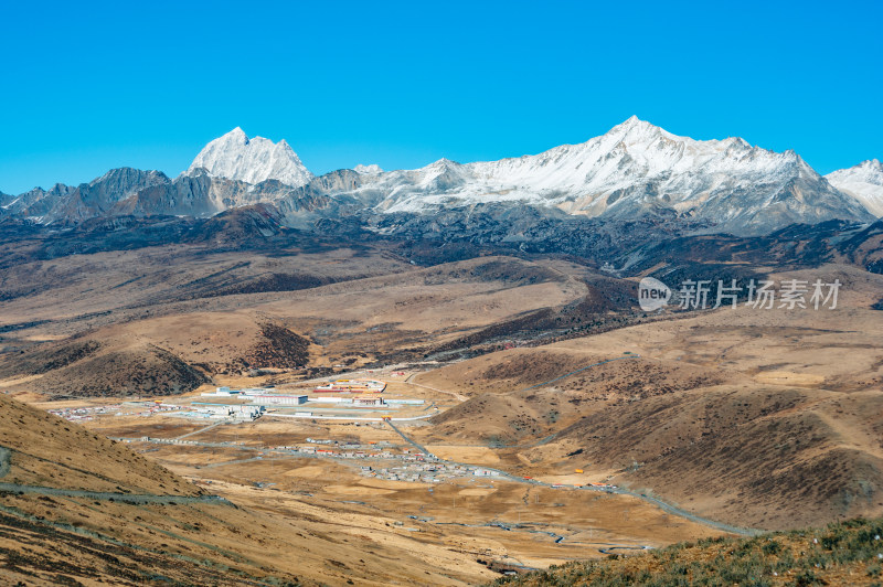 川西高原雪山