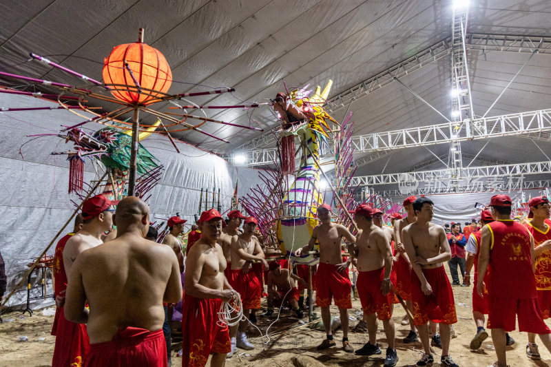 揭西五经富烟花火龙活动