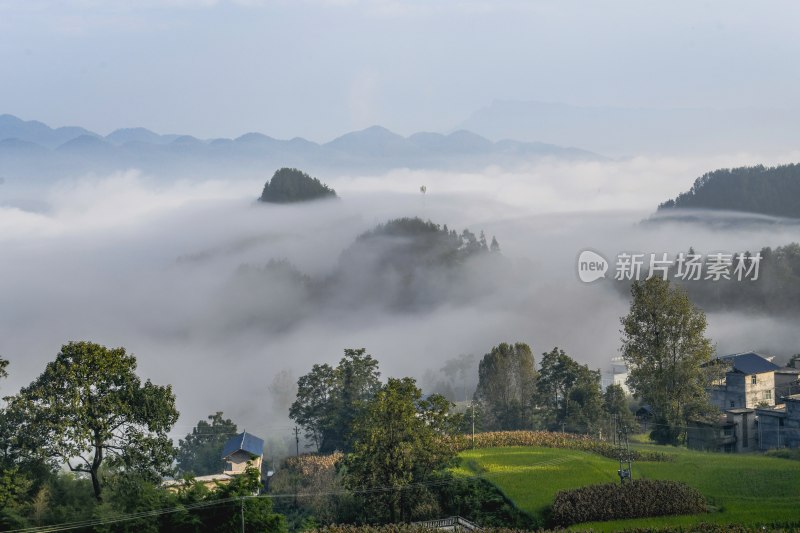 重庆酉阳：丁市初秋风景（一）