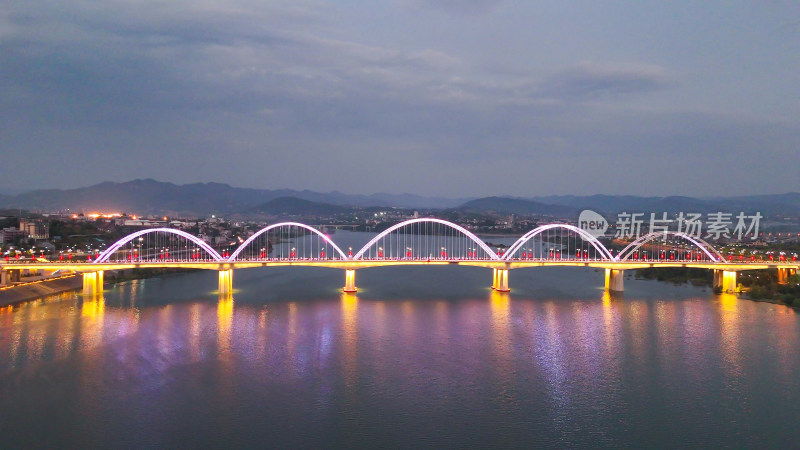 陕西安康东坝汉江大桥夜景