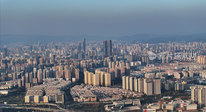 航拍云南昆明市 城市大景