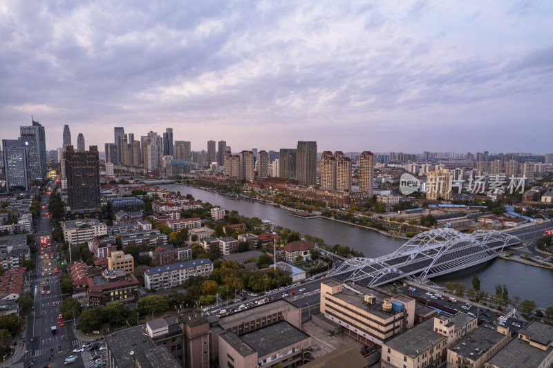 天津小白楼商务中心直沽桥日落晚霞城市风光