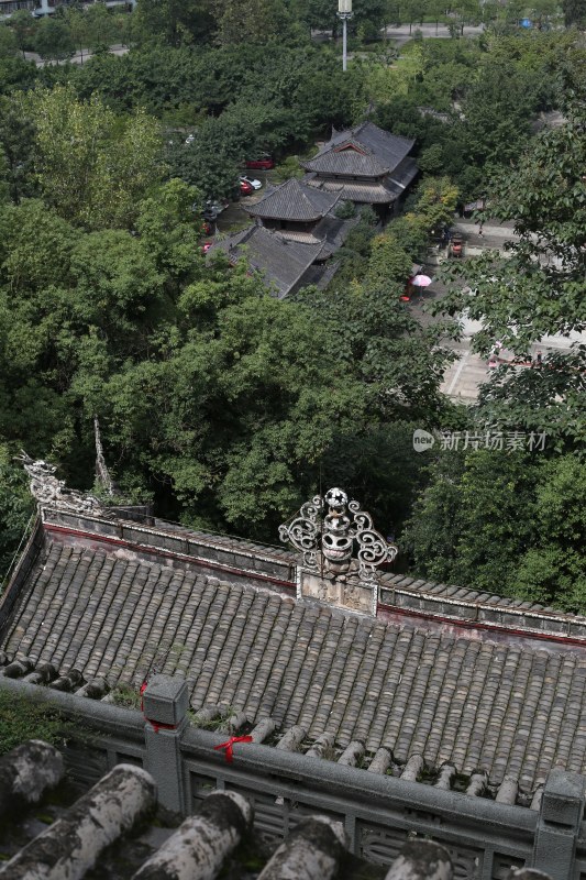 俯瞰四川自贡荣县大佛寺古建筑