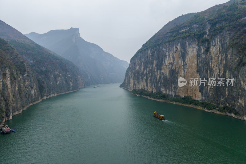 长江三峡奉节瞿塘峡山水风光