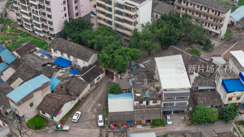 城市破旧老城区房屋建筑航拍