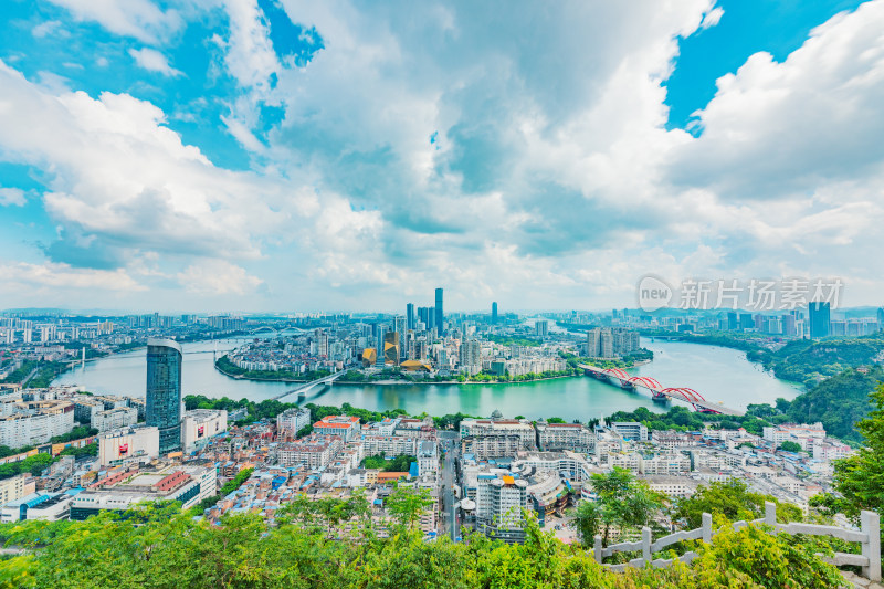 广西柳州市中心半岛全景