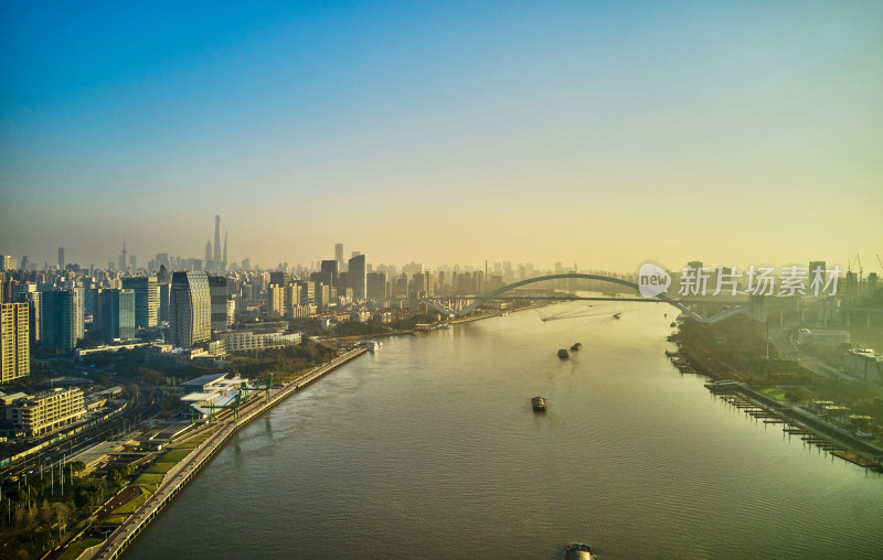 上海滨江绿地空间