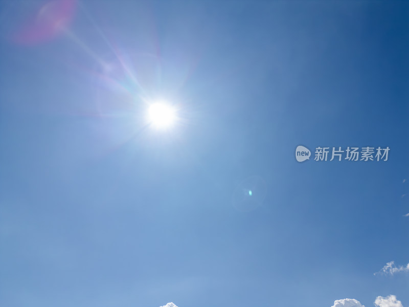 无人机高空航拍的天空