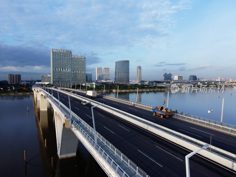 城市车流远景