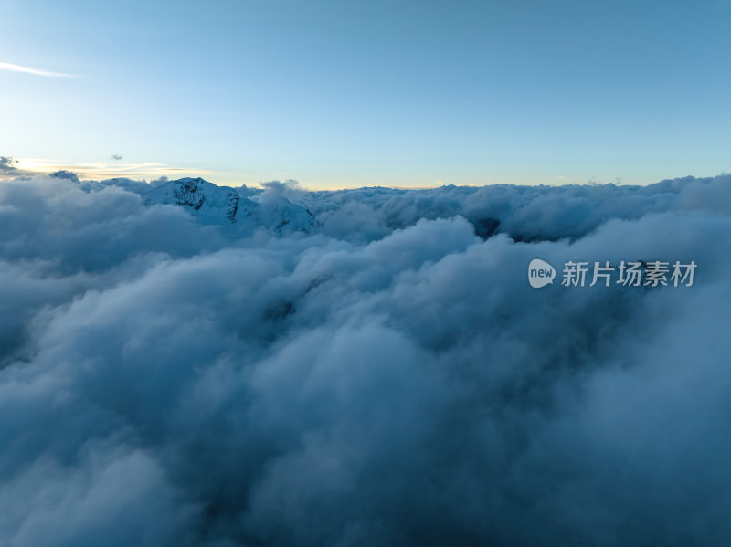 西藏日喀则珠峰东坡嘎玛沟喜马拉雅山脉航拍